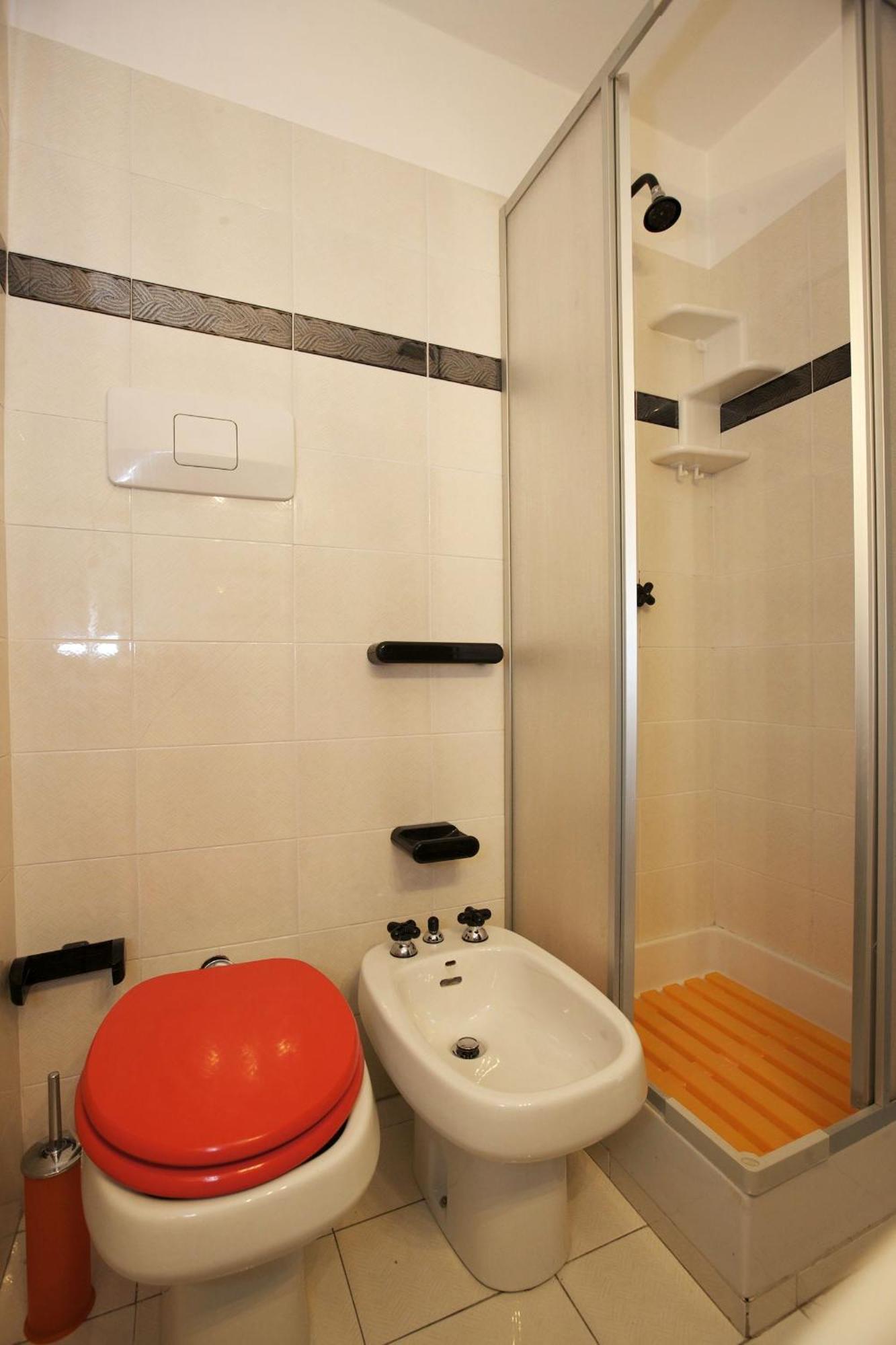 Apartamento Residenza La Vela Baveno Habitación foto