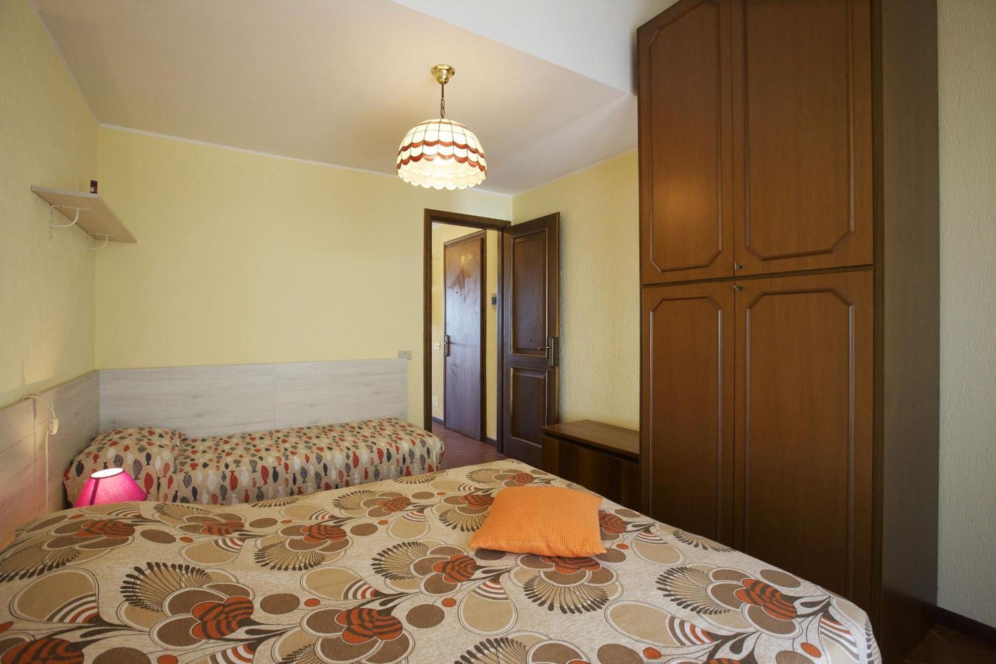 Apartamento Residenza La Vela Baveno Habitación foto